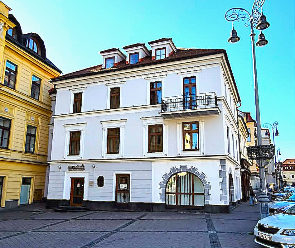 Renesančná budova v historickom centre BB