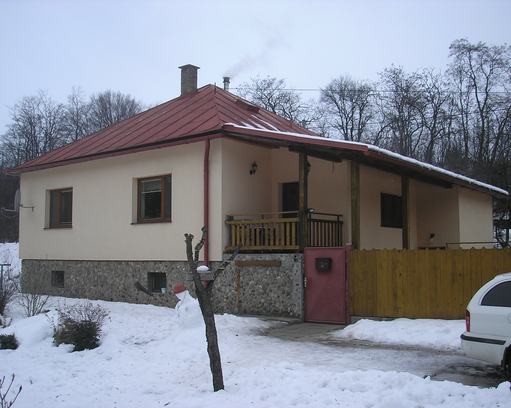 rodinný dom po rekonštrukcii v Lučatíne, okr. BB